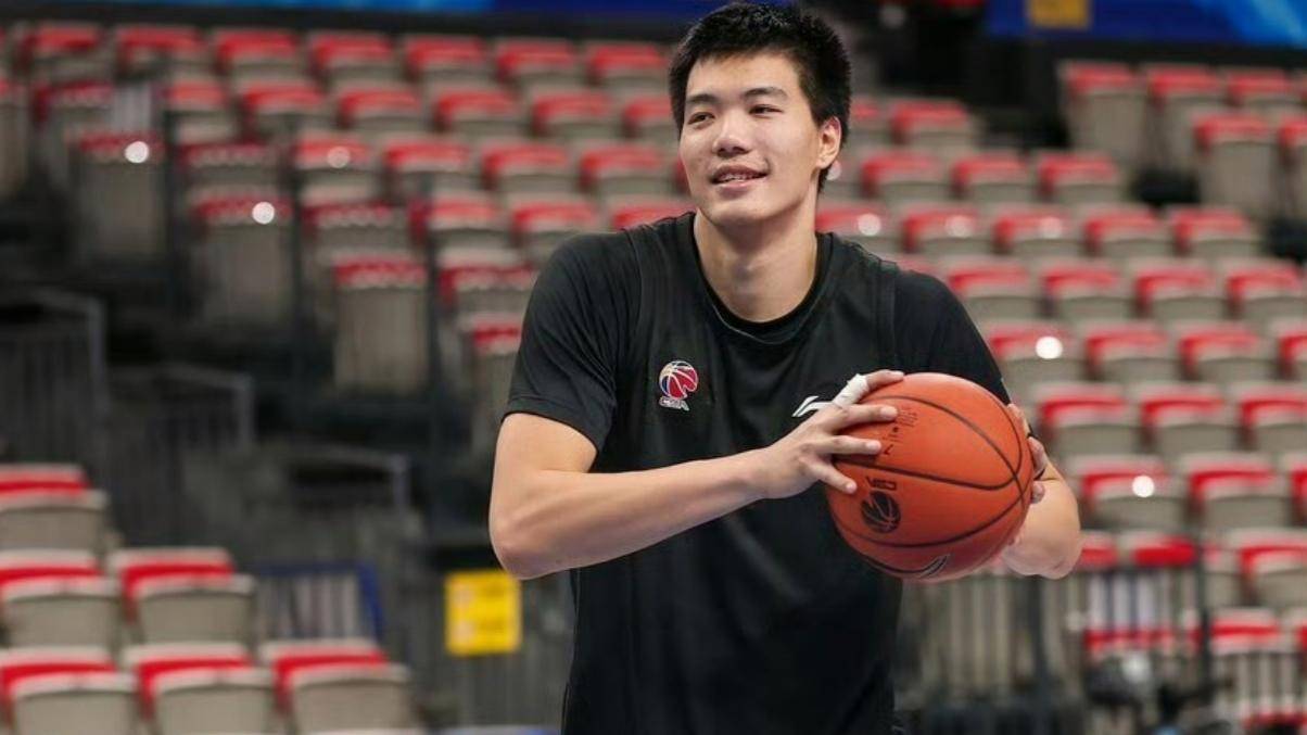 关于国际比赛日法甲传出新动向，深圳男篮远射贴柱，管理层表态——目标明确，轮换策略成焦点的信息爱游戏APP官方版