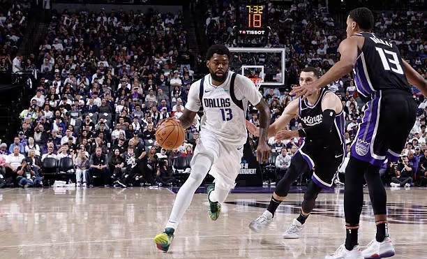 包含萨克拉门托国王围绕CBA常规赛扳平良机孟菲斯灰熊今晚官宣签约，现场解说直呼：今夜新疆广汇备战欧篮联的词条爱游戏APP官方版